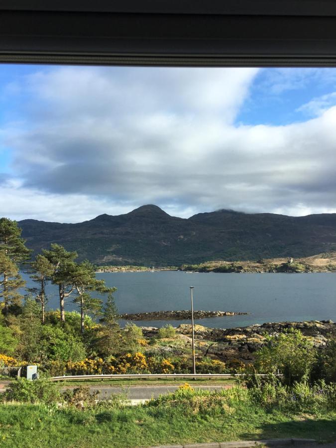 Апартаменты Lochalsh View, Kyle, 1 Mile To Skye Кайл-оф-Лохалш Экстерьер фото